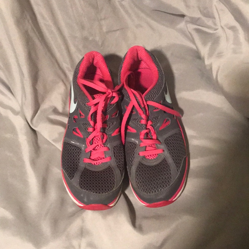 Running Shoes